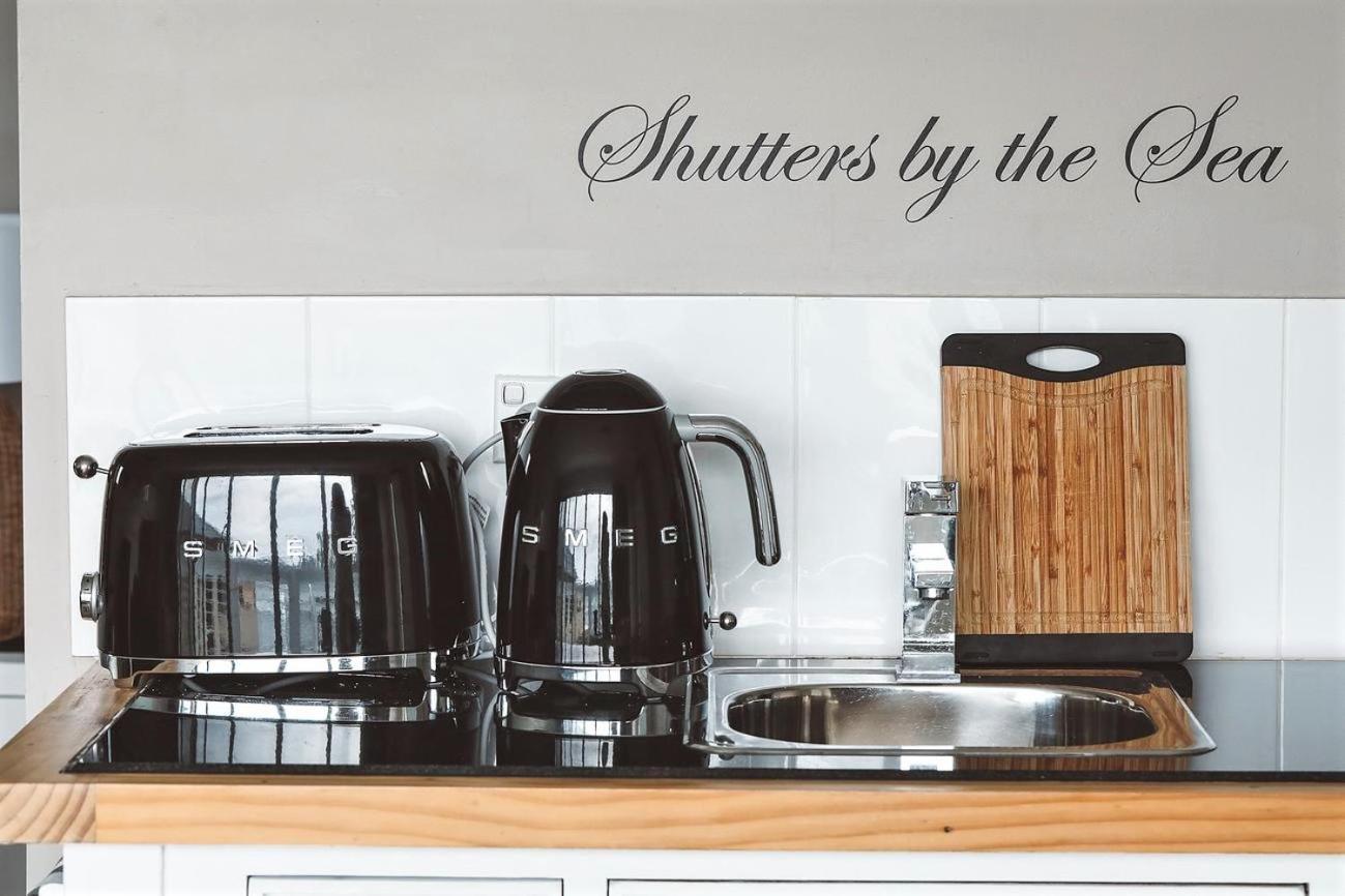 Shutters By The Sea Kiama-Sea Views-Waterfront-Private On Coastal Walk カイアマ エクステリア 写真